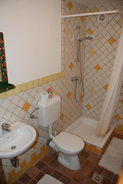Hungaria Vendeghaz Hotel Eger Ruang foto